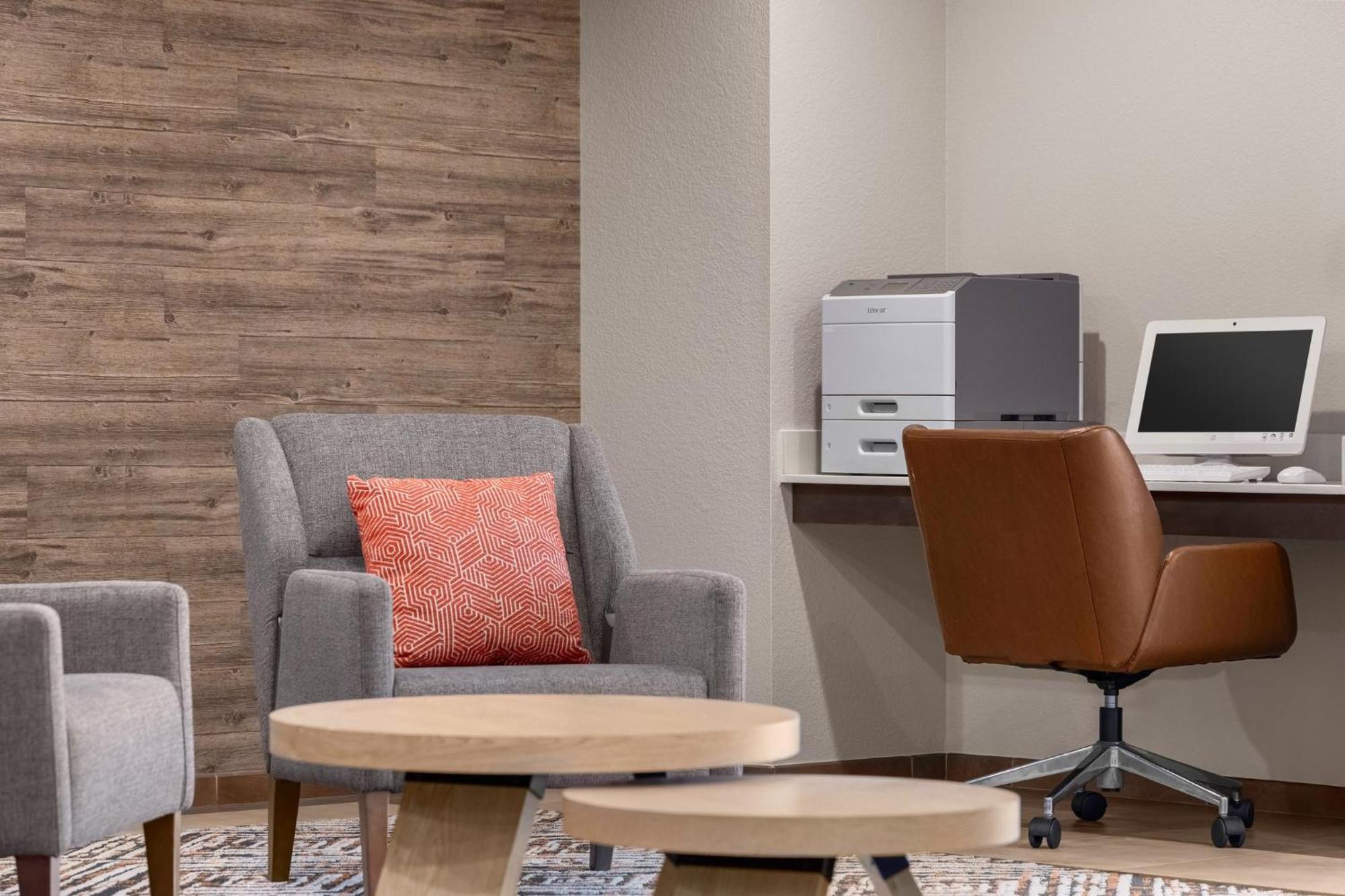 Candlewood Suites Alexandria By Ihg Екстериор снимка