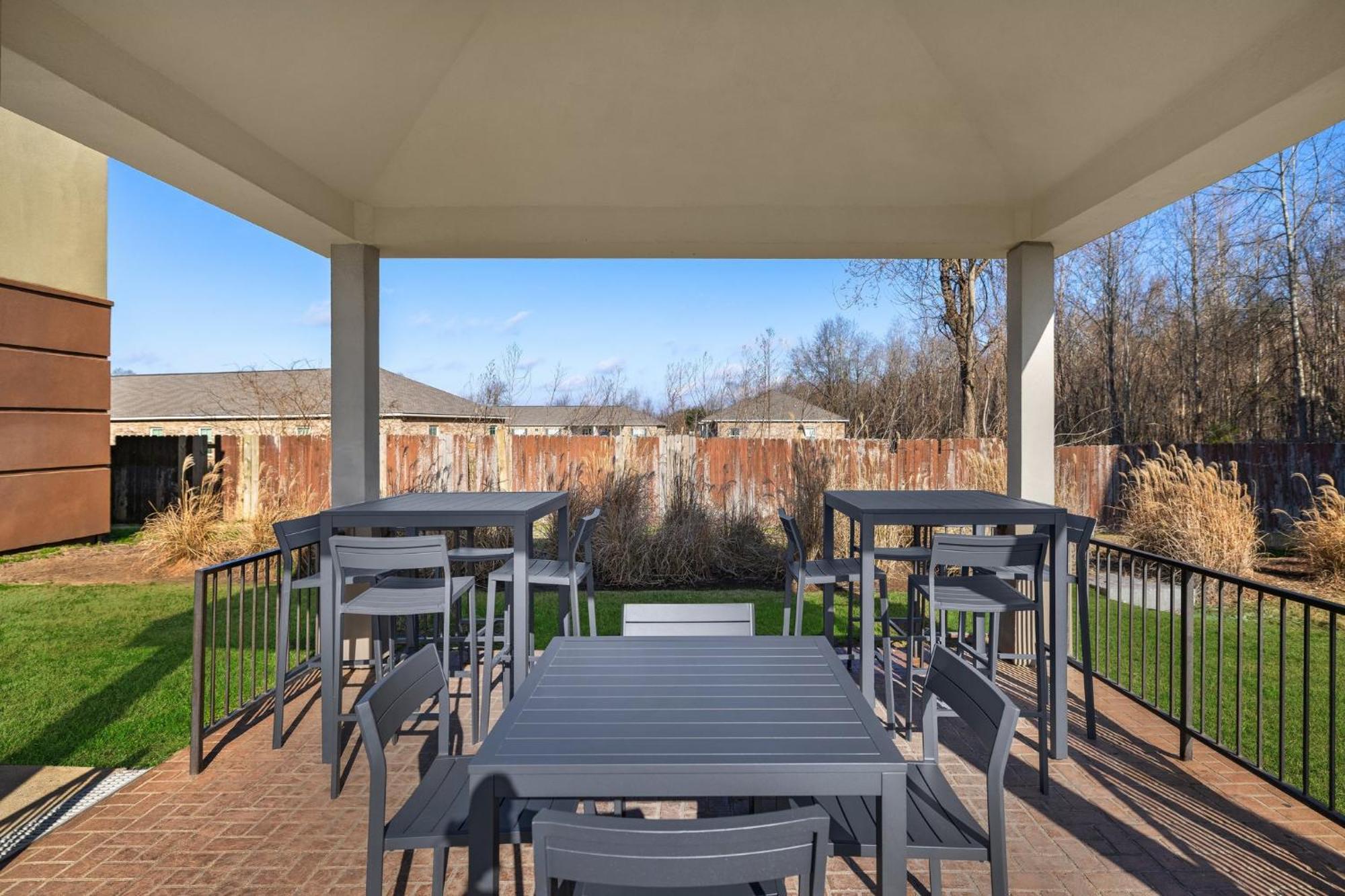 Candlewood Suites Alexandria By Ihg Екстериор снимка